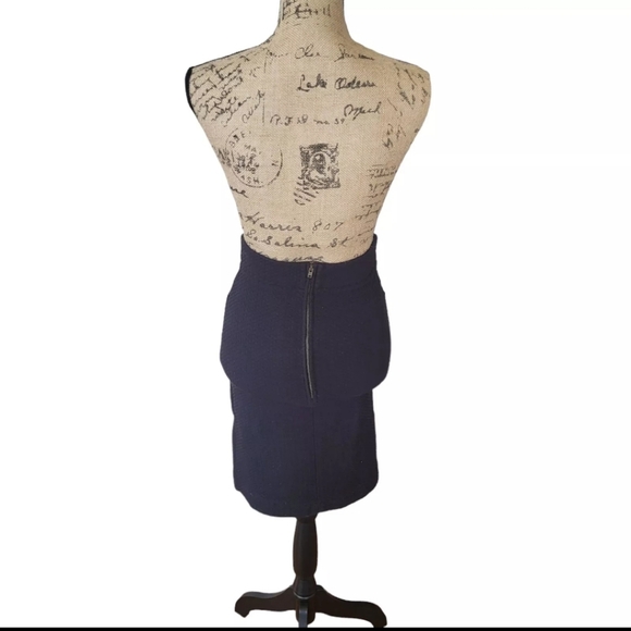 Ganni mini skirt with pocket detailing elastic waist size s* - Picture 2 of 6